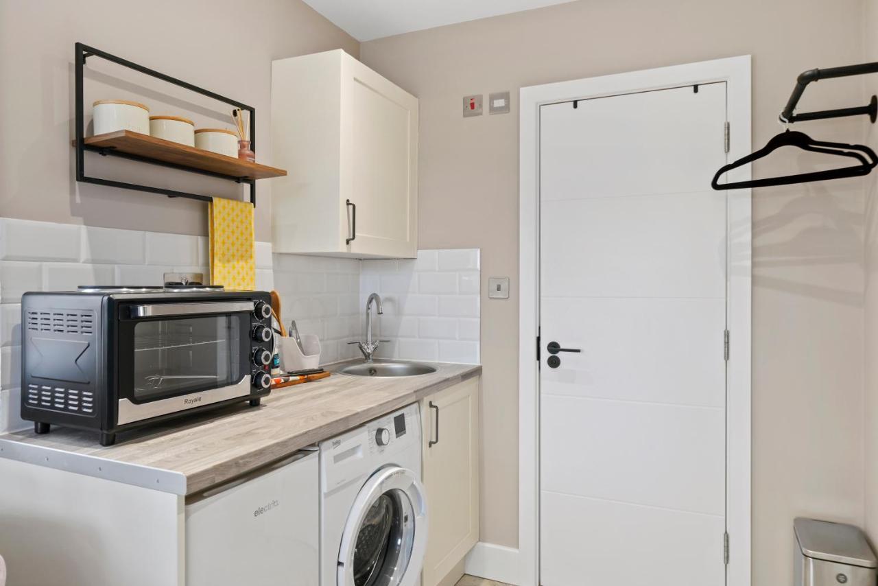 Boutique Heathrow Studio'S - Parking - Garden Lejlighed Harmondsworth Eksteriør billede